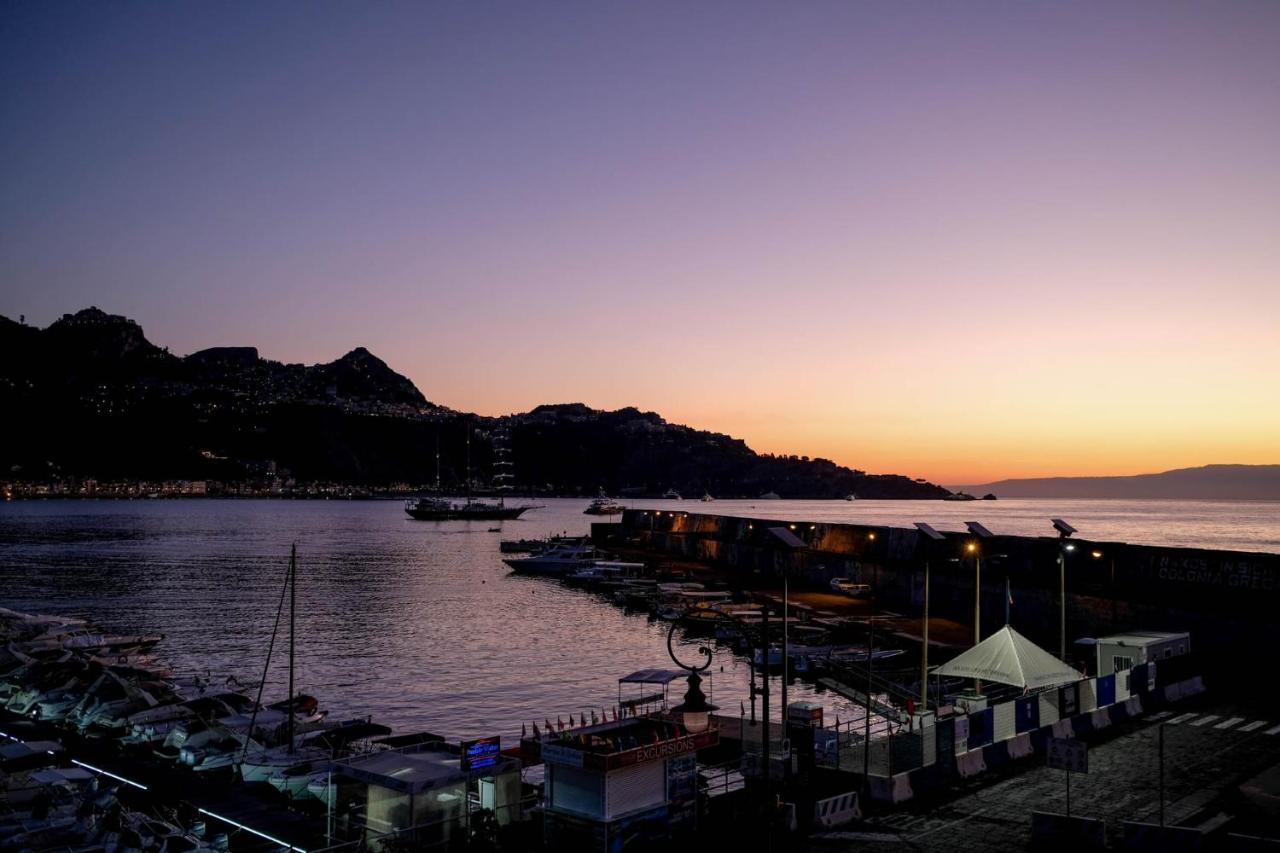 La Sirena Rooms Giardini Naxos Exterior photo